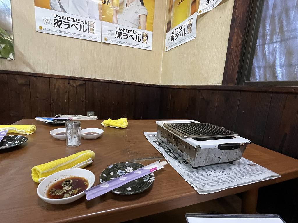 土岐市 昭和37年開業 映画 無頼 のロケ地にもなった老舗焼肉店 食道園 さん に初潜入 昭和感ぷんぷんで個人的に何度も行きたくなる店 安いし 肉質も良いし 牛タンが分厚い 腹いっぱい食べても胃もお財布も穏やかなんです 土岐市を駆ける男 やまだくん