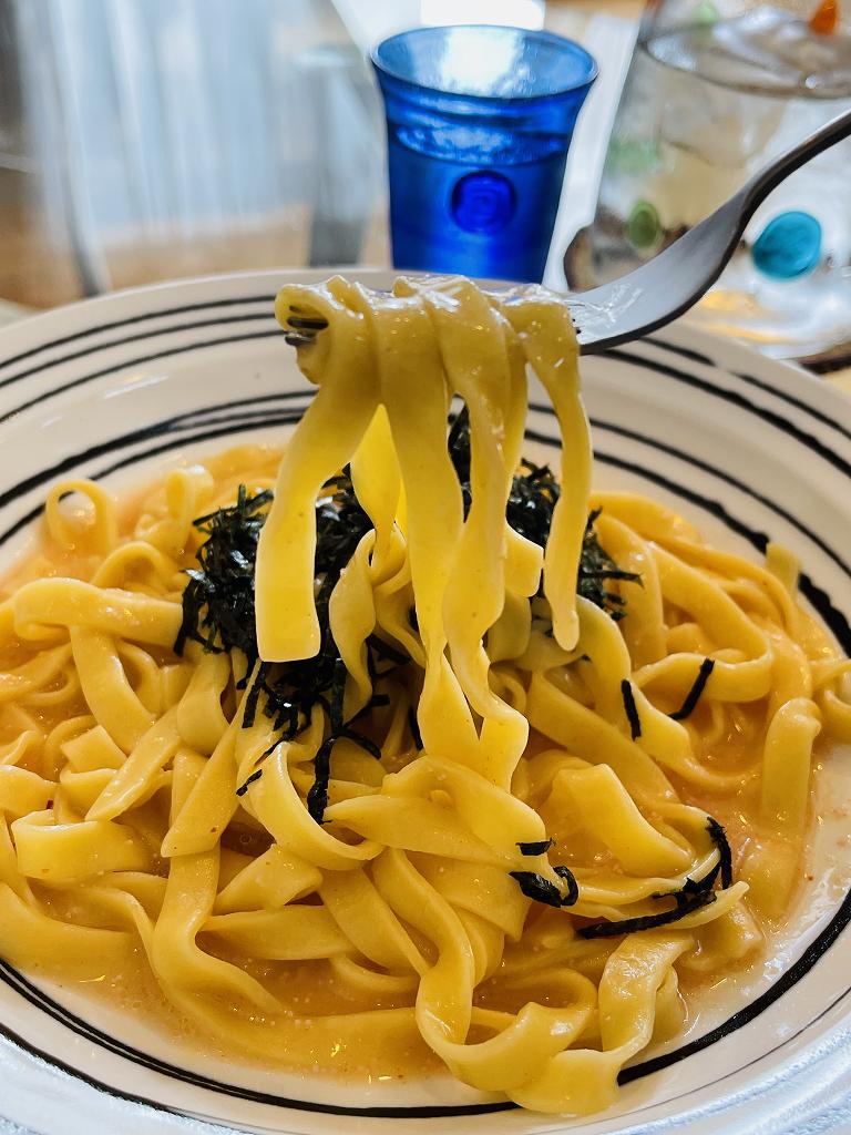 自家製手打ち麺のパスタとマフィン 季節のクッキーや 釜めしランチも楽しめる雑貨カフェ Blossam ブロッサム さんにて釜めしを食す お隣にあるガラス食器の店 La Fiore ラ フィオーレ さんも一緒に足を運びたいエリア 土岐市を駆ける男 やまだくん