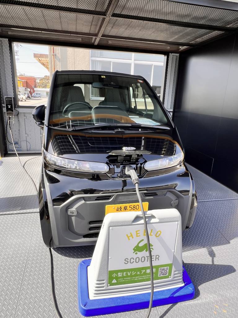 多治見市にて実証実験開始中のトヨタ 超小型BEV『C+pod』カーシ